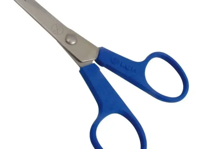 100 x Disposable Sterile Scissors